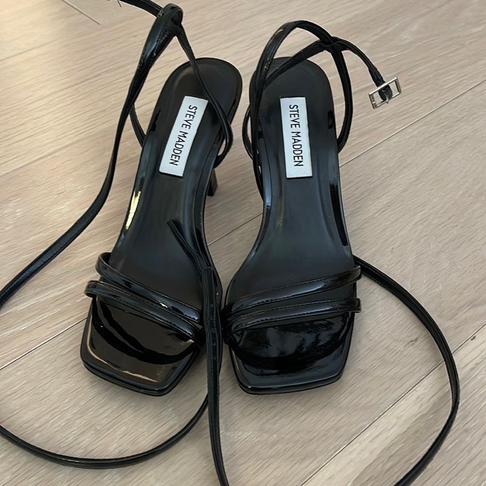 Steve Madden Heals